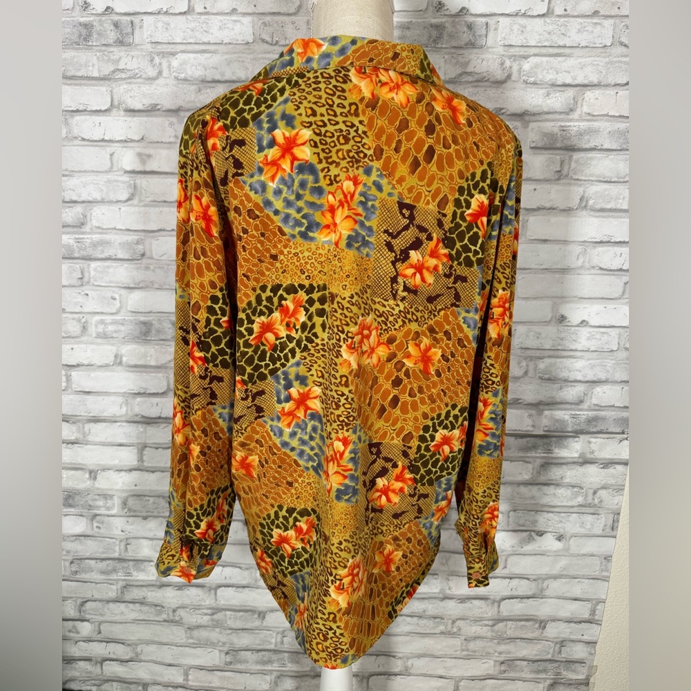 Impressions Floral Patchwork Button-Up Blouse - Picture 4 of 10